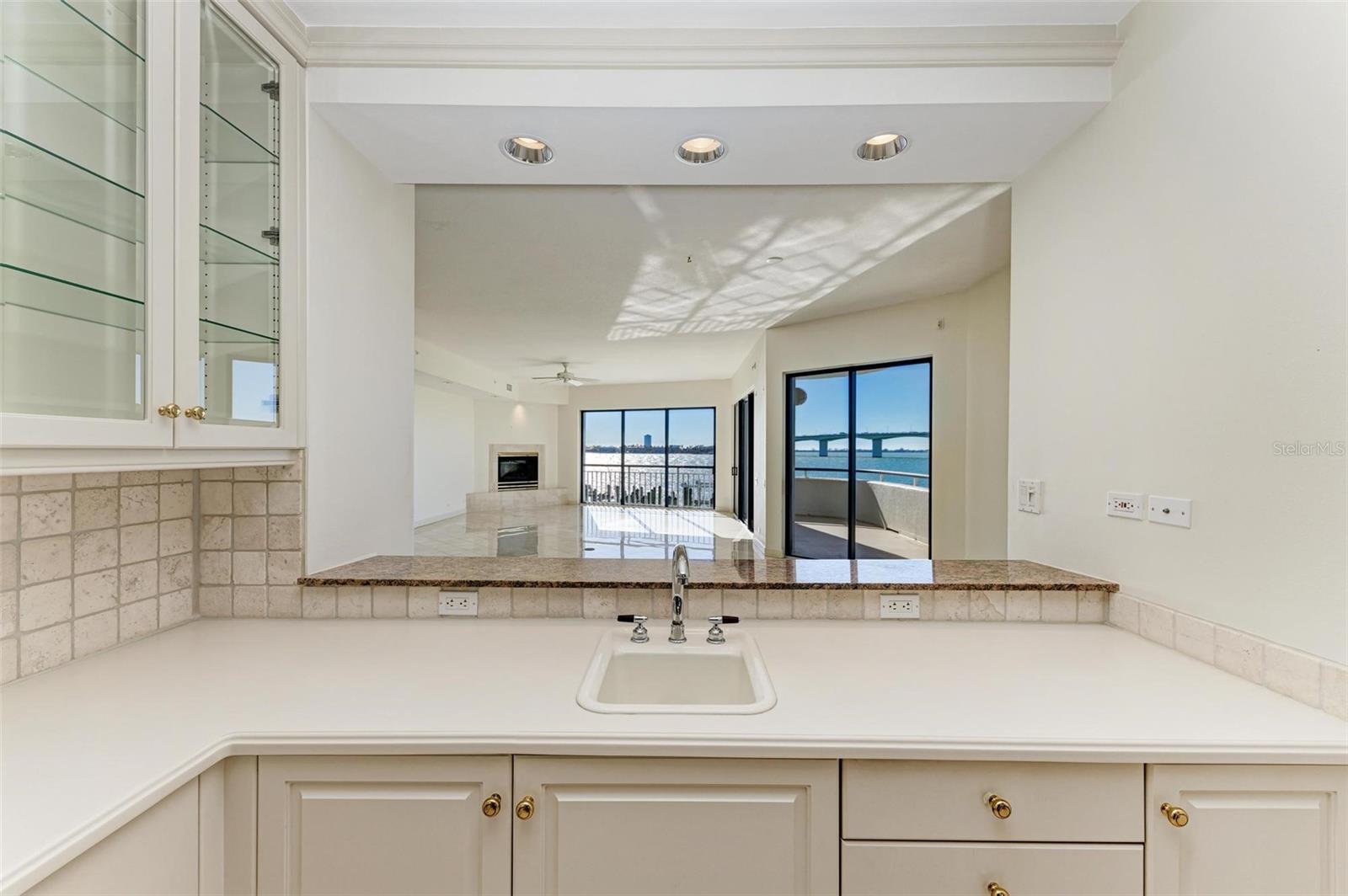 ALTA MER - Residential