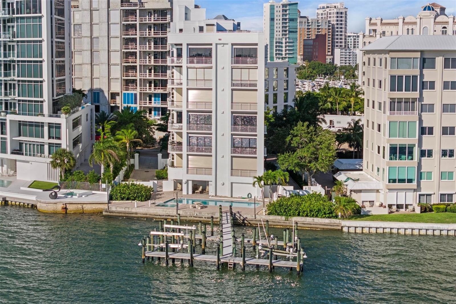 ALTA MER - Residential