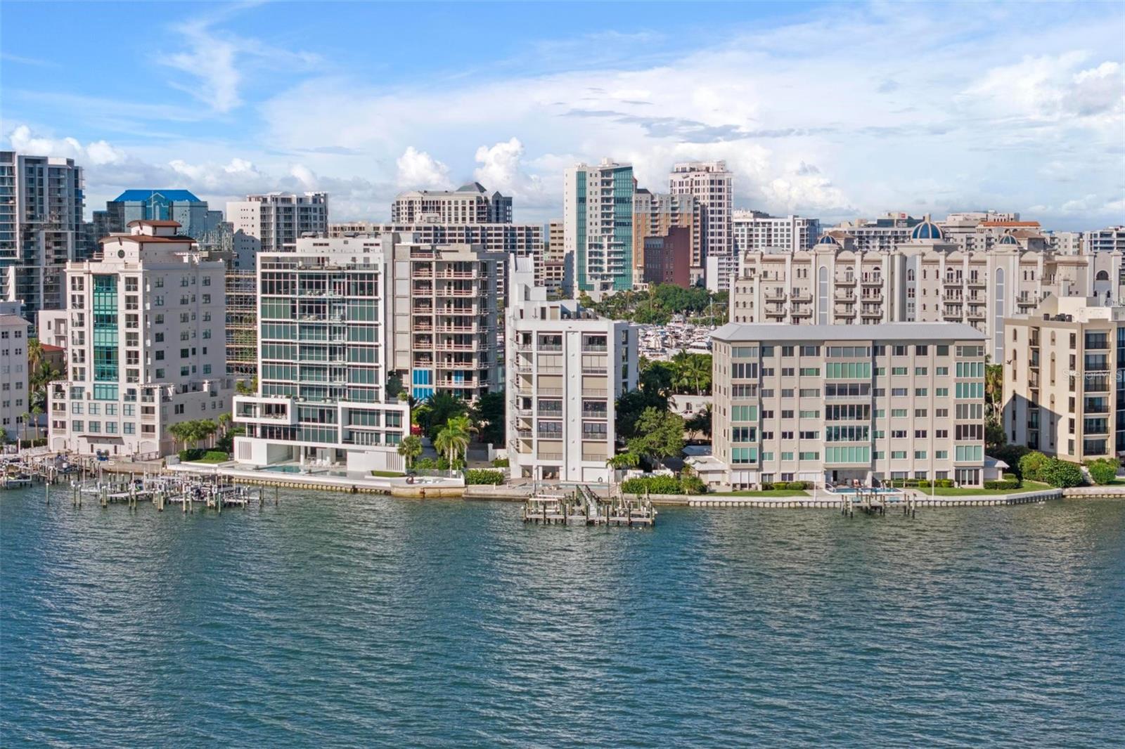 ALTA MER - Residential