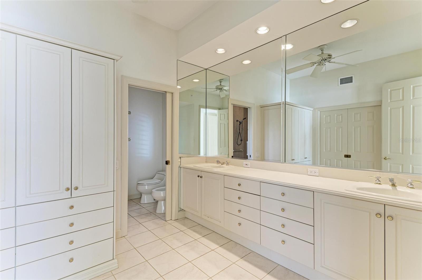 ALTA MER - Residential