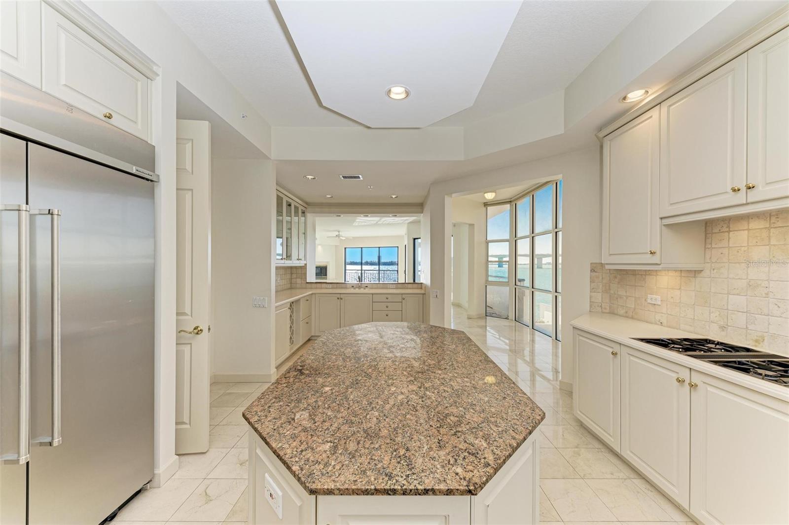 ALTA MER - Residential