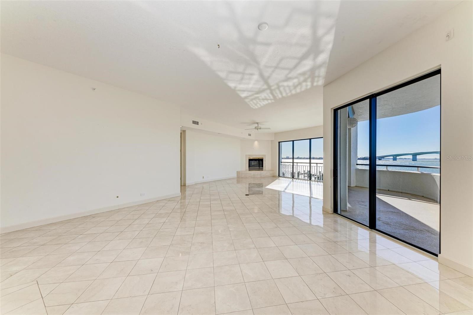 ALTA MER - Residential