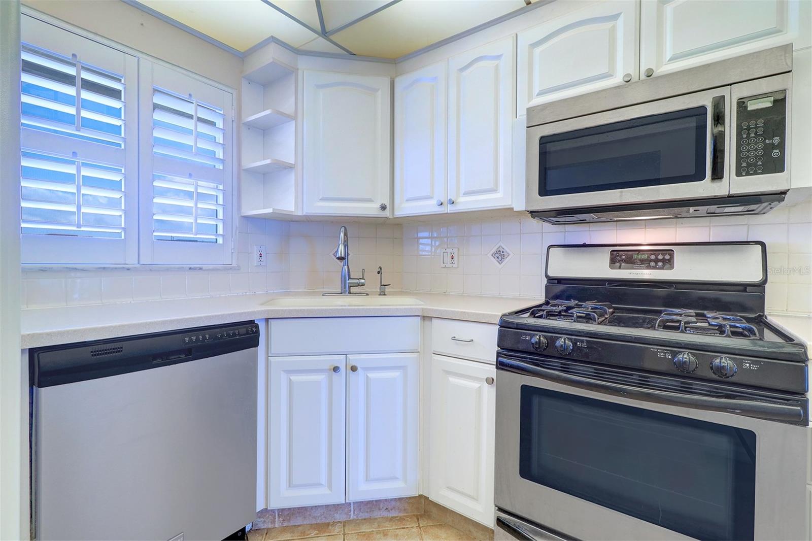 TOWN SHORES OF GULFPORT - Residential