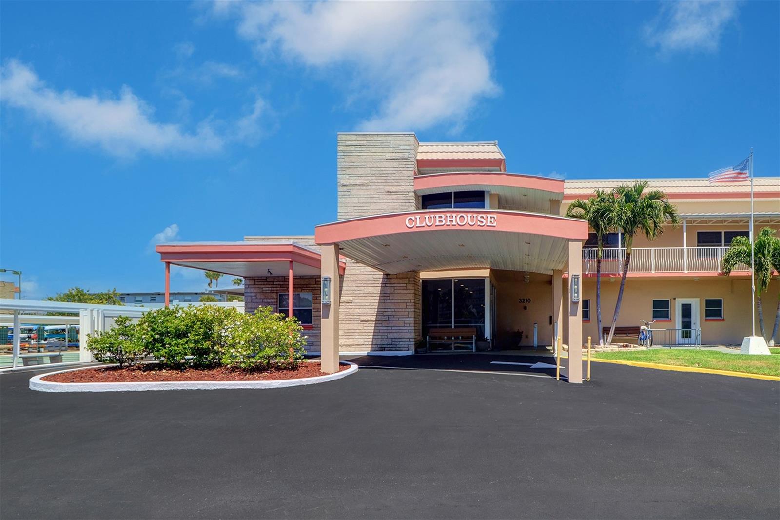 TOWN SHORES OF GULFPORT - Residential