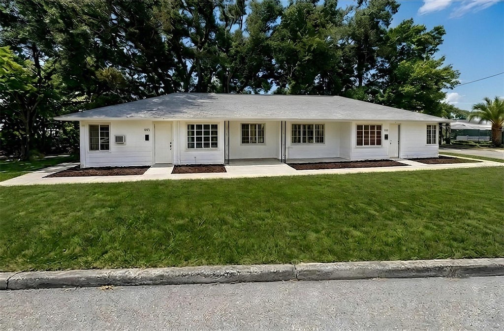 Photo of 935 17th Avenue S, St Petersburg, FL 33705 (MLS # TB8545200)