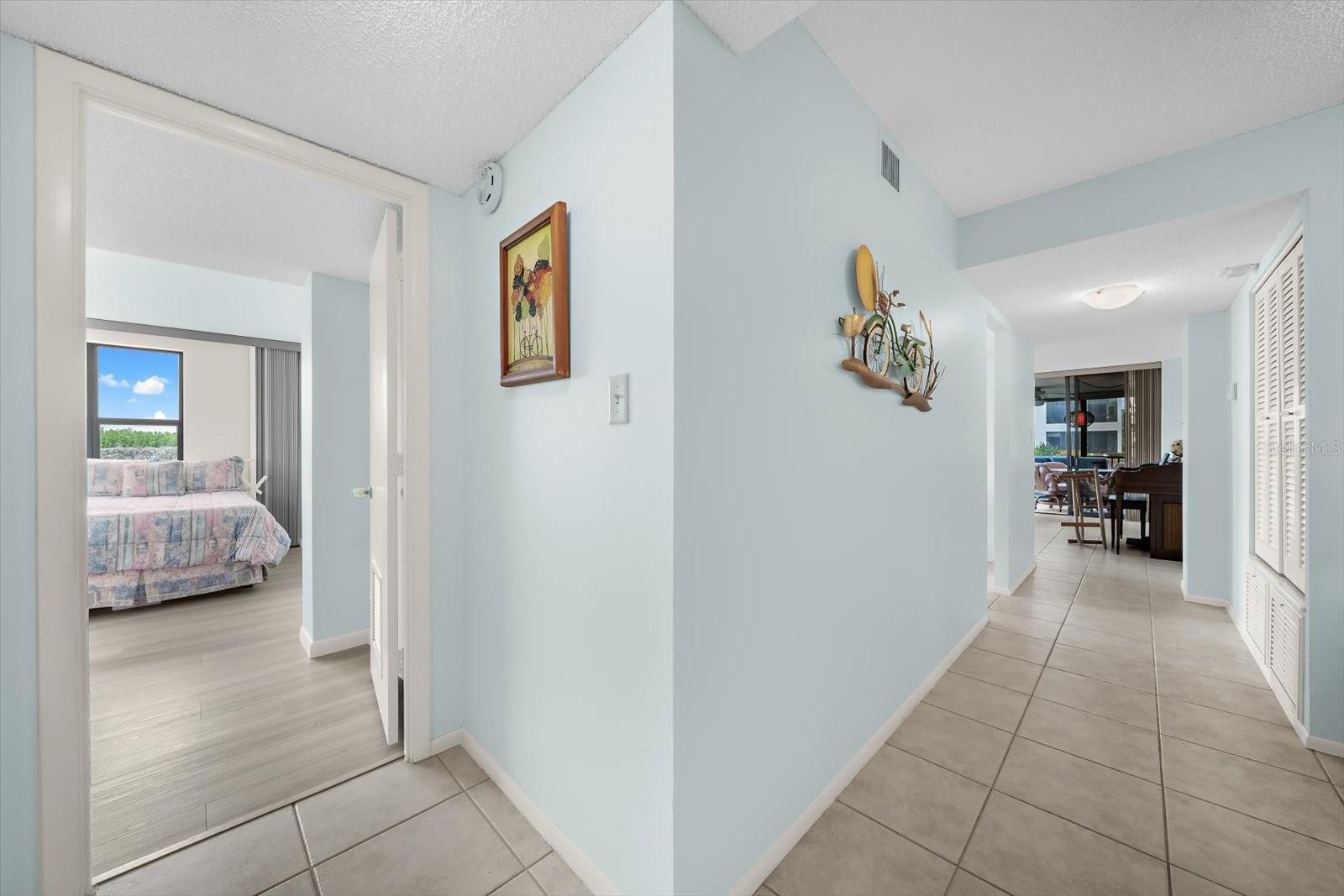 8776 MIDNIGHT PASS ROAD C101, SARASOTA, FL, 34242 4 8776 MIDNIGHT PASS ROAD C101