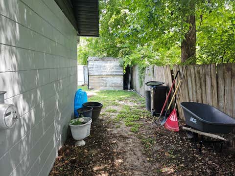 Tiny photo for 5203 SE 114th Street, Belleview, FL 34420 (MLS # OM729632)