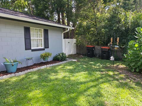Tiny photo for 5203 SE 114th Street, Belleview, FL 34420 (MLS # OM729632)