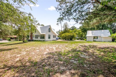 257 HUNTINGTON DRIVE DELAND FL 32724