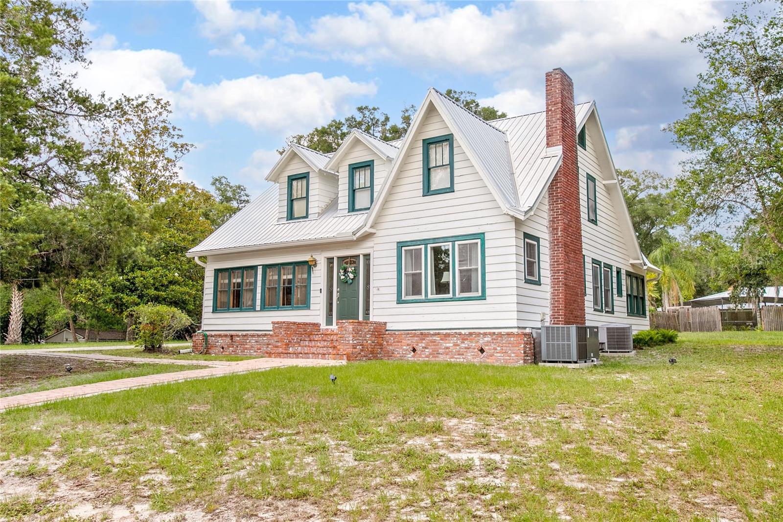 257 HUNTINGTON DRIVE