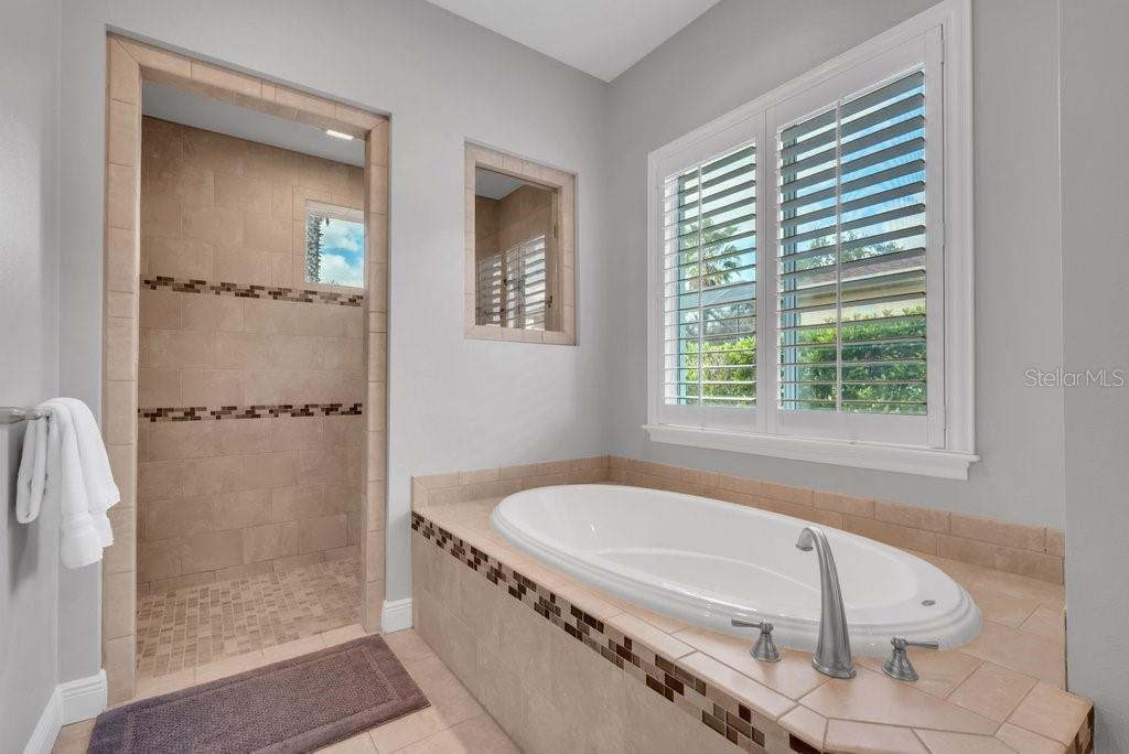 FISHHAWK RANCH TOWN CENTER PH 2C-3 REP - Residential