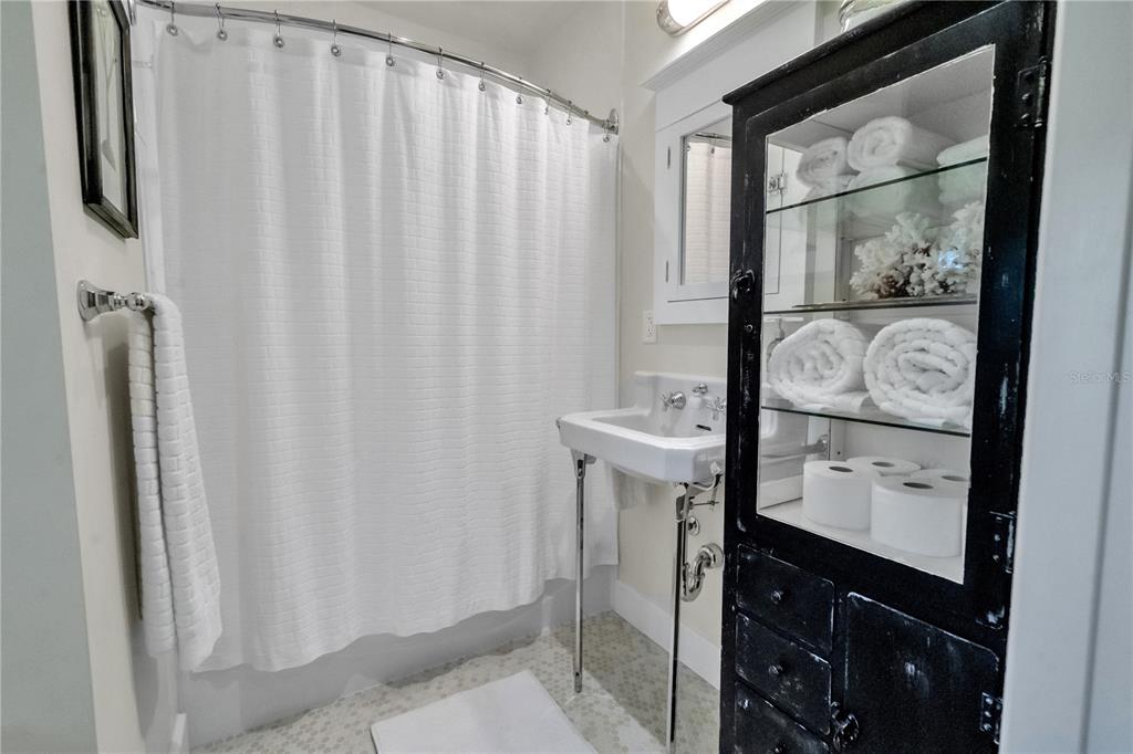 SNELL & HAMLETTS NORTH SHORE ADD - Residential