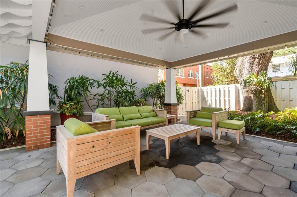 SNELL & HAMLETTS NORTH SHORE ADD - Residential