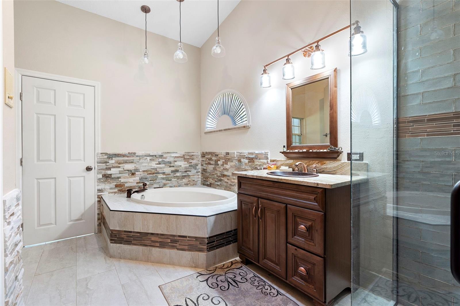 DELTONA LAKES UNIT 09 - Residential