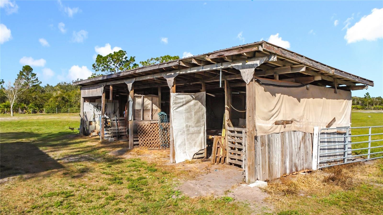 CYPRESS CREEK RANCHES UNIT 1 - Residential