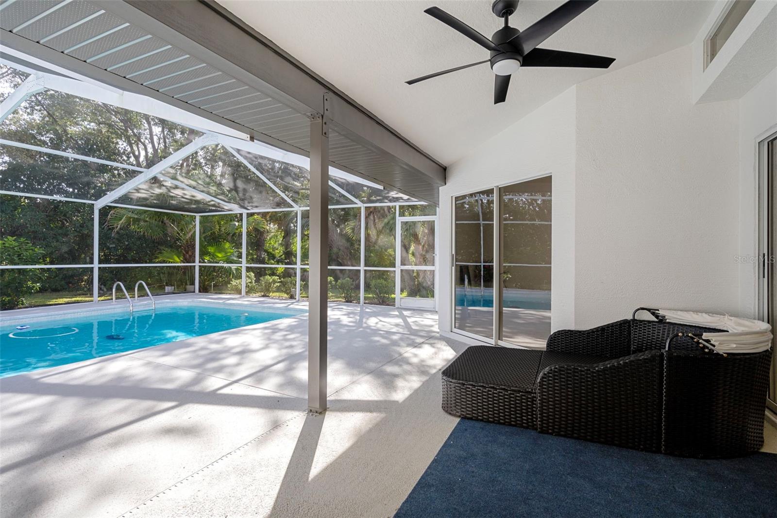 AUTUMN OAKS - Residential