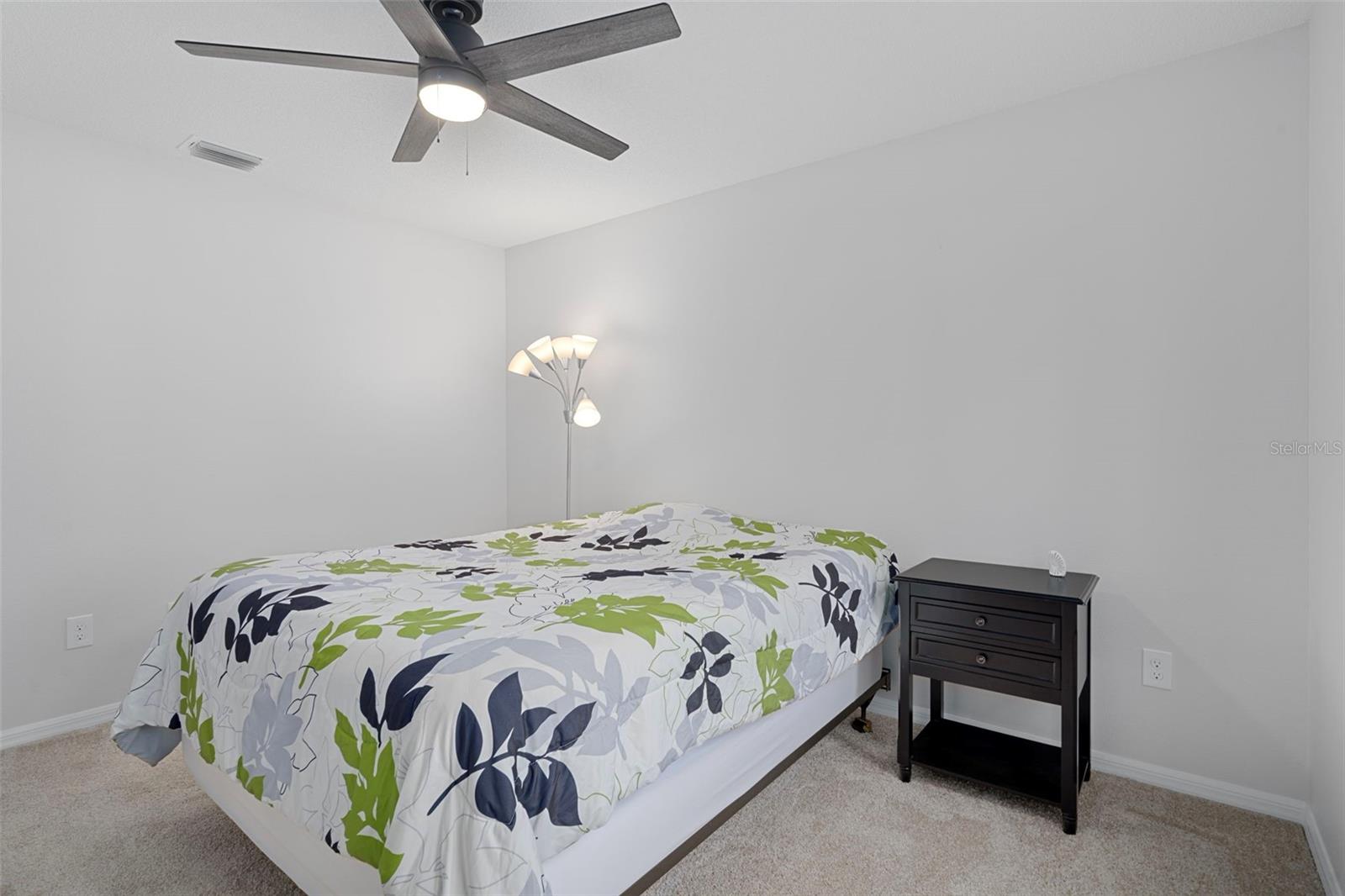 AUTUMN OAKS - Residential