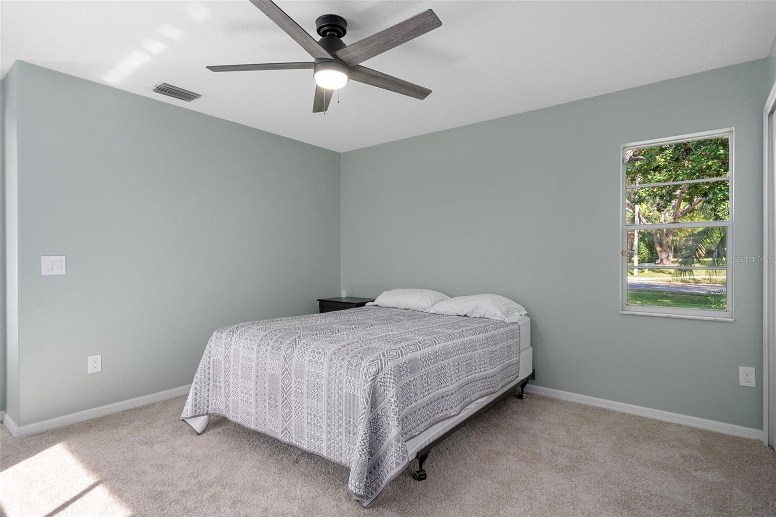 AUTUMN OAKS - Residential