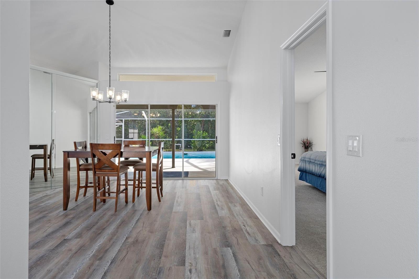 AUTUMN OAKS - Residential