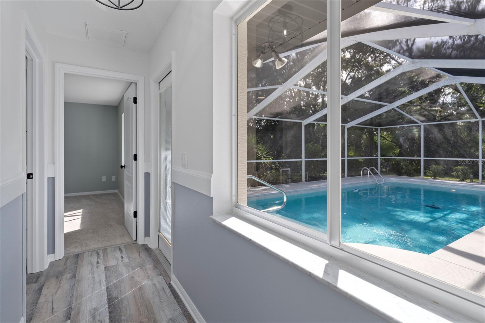 AUTUMN OAKS - Residential