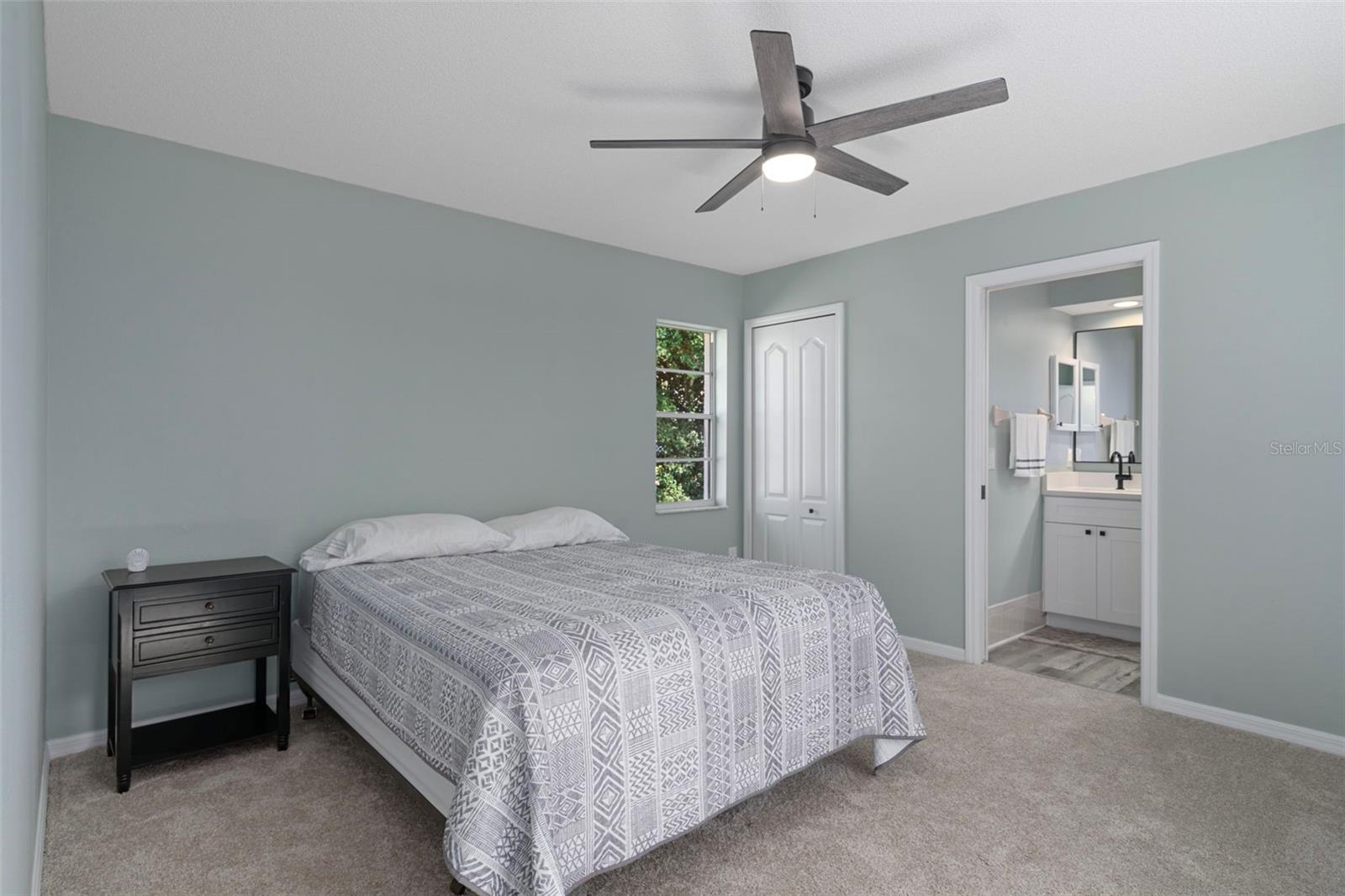 AUTUMN OAKS - Residential