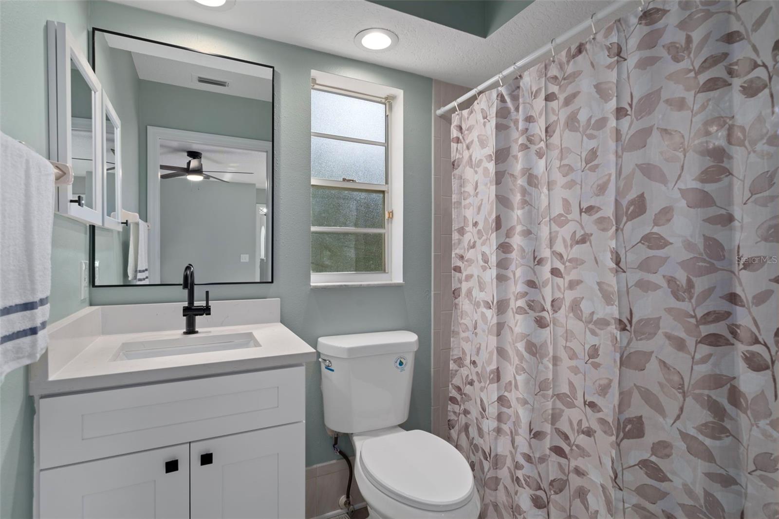 AUTUMN OAKS - Residential