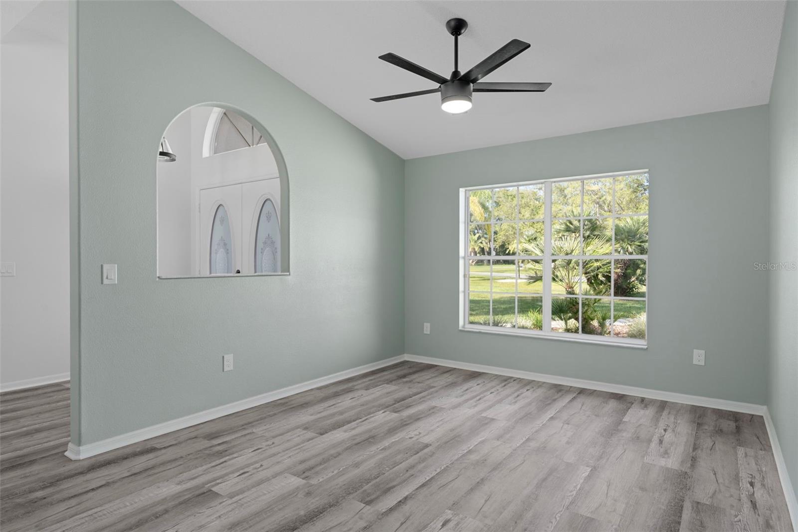 AUTUMN OAKS - Residential