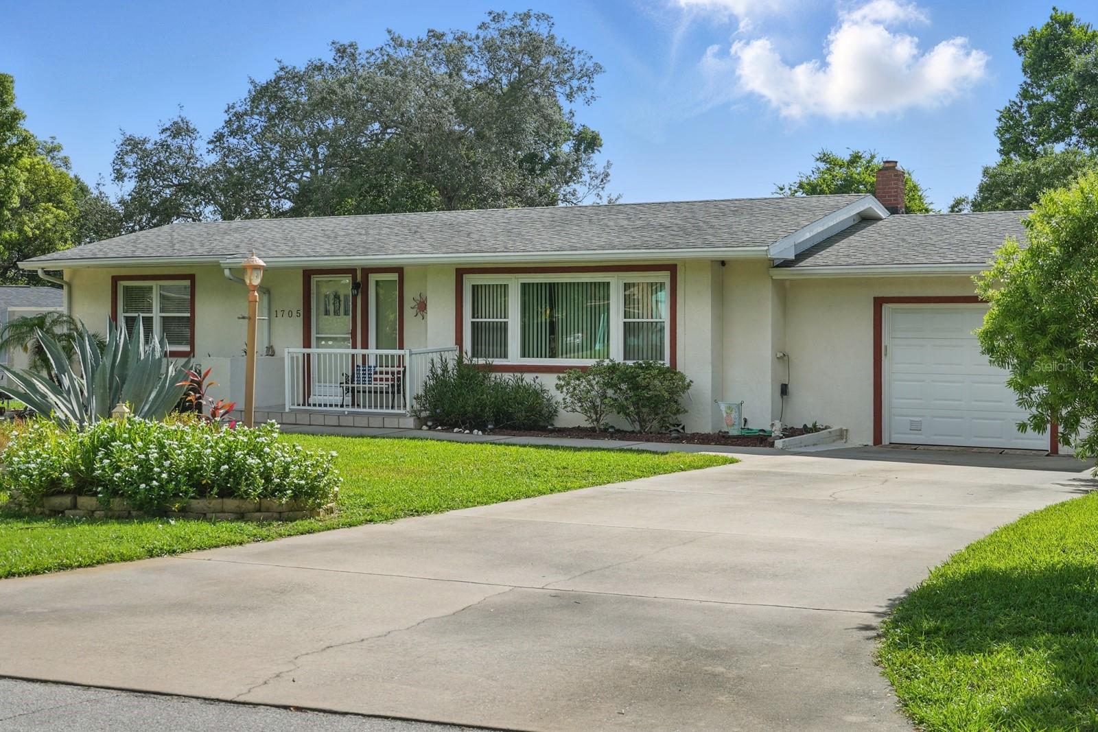 1705 CORDOVA AVENUE