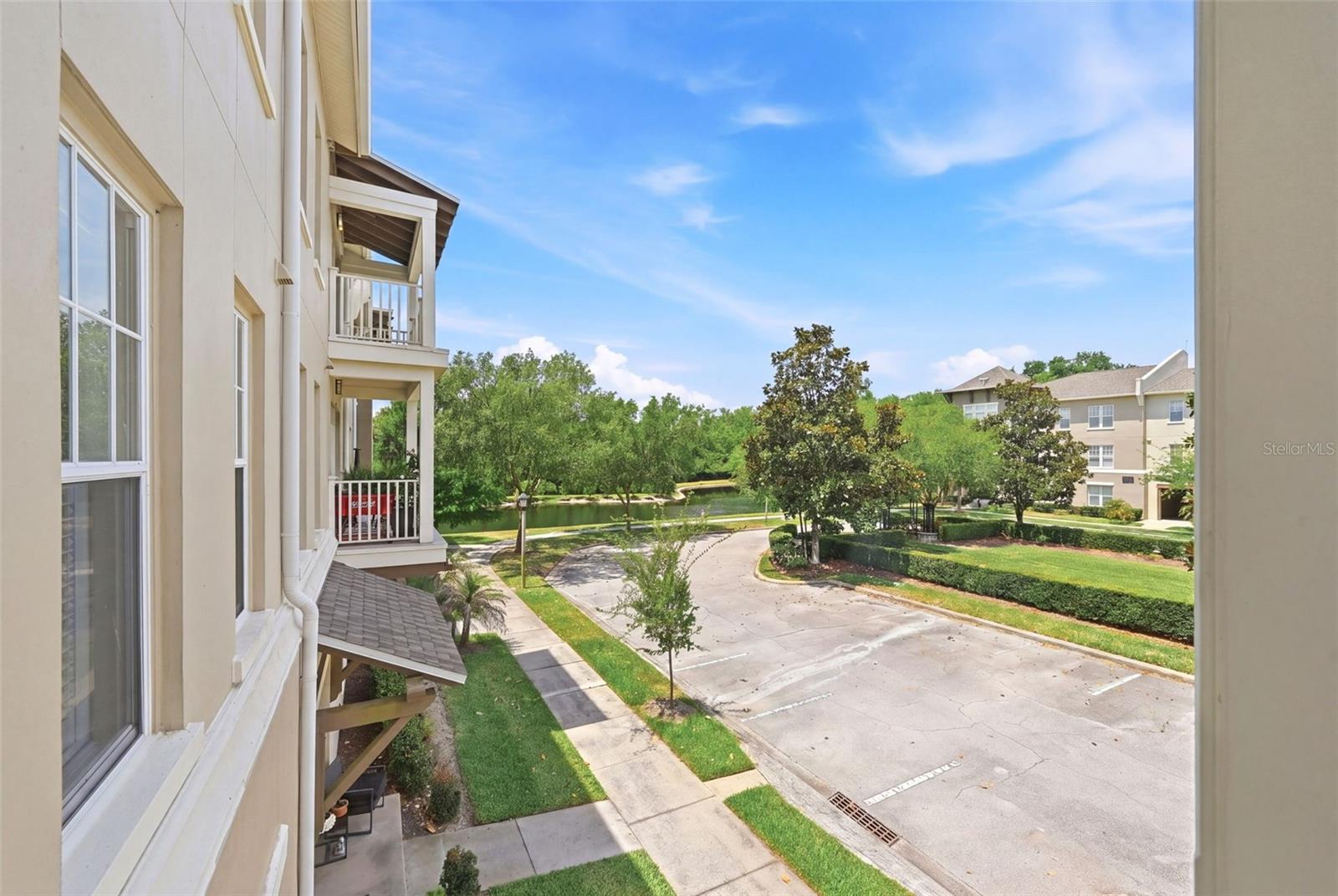 ARTISAN CLUB CONDO P2 - Residential