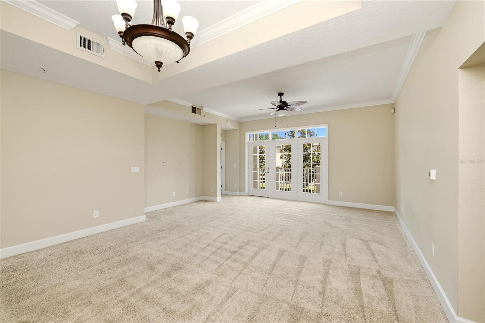 ARTISAN CLUB CONDO P2 - Residential