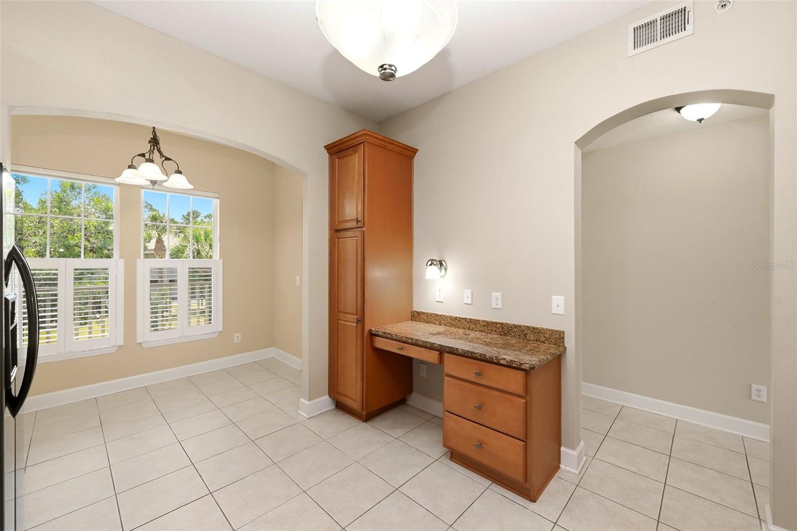 ARTISAN CLUB CONDO P2 - Residential