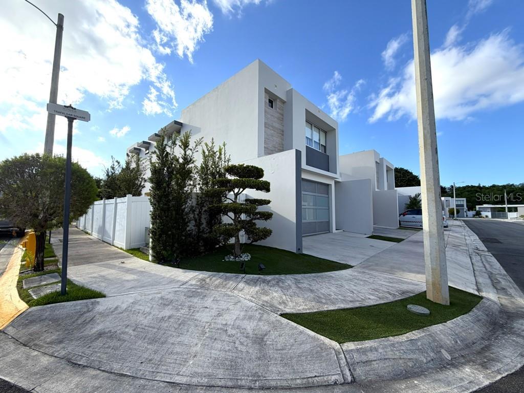 ROTONDA - Residential