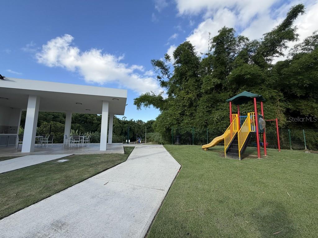 ROTONDA - Residential