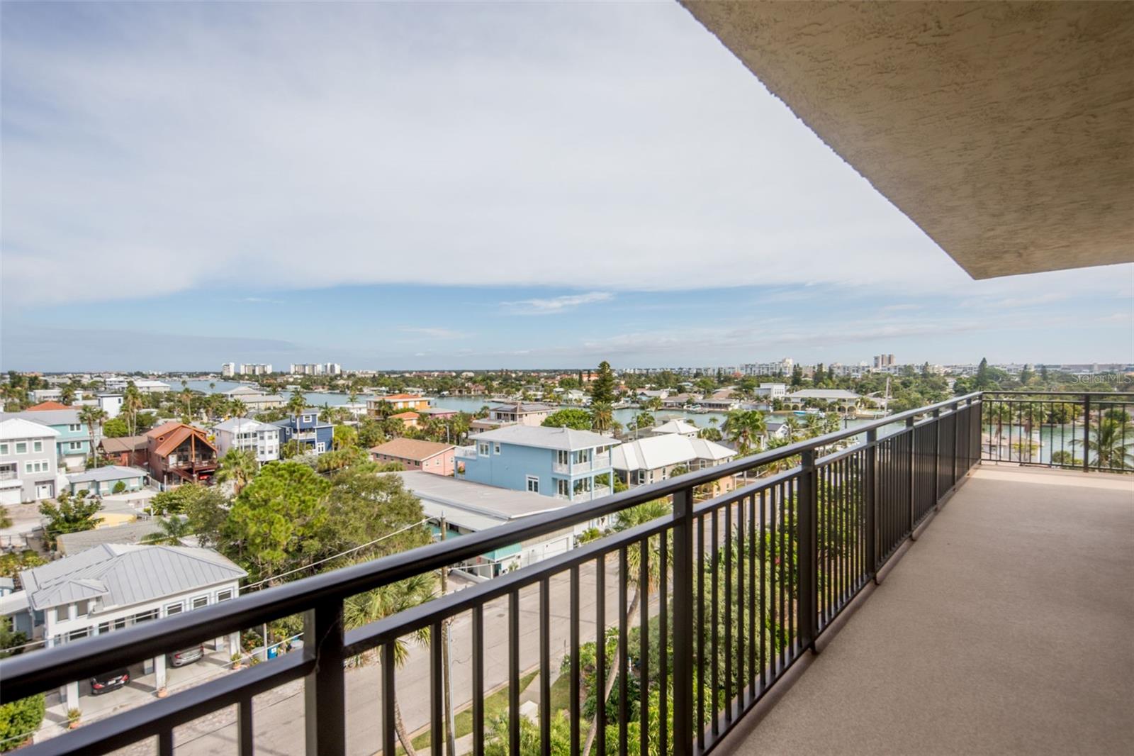 MANSIONS BY THE SEA CONDO - Residential Lease