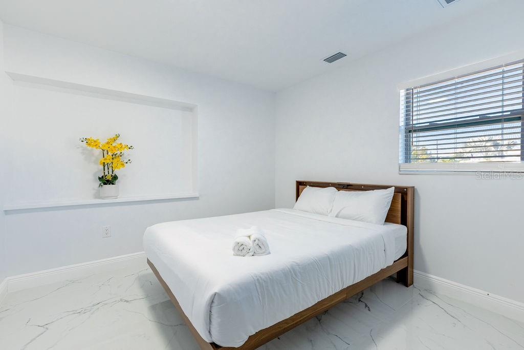 GULF SHORES 5TH ADD - Residential