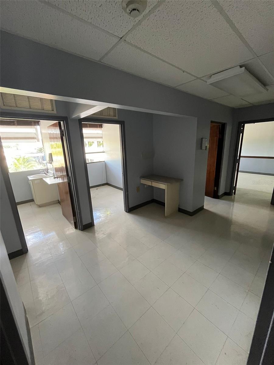 161 AV. LAS AMÉRICAS