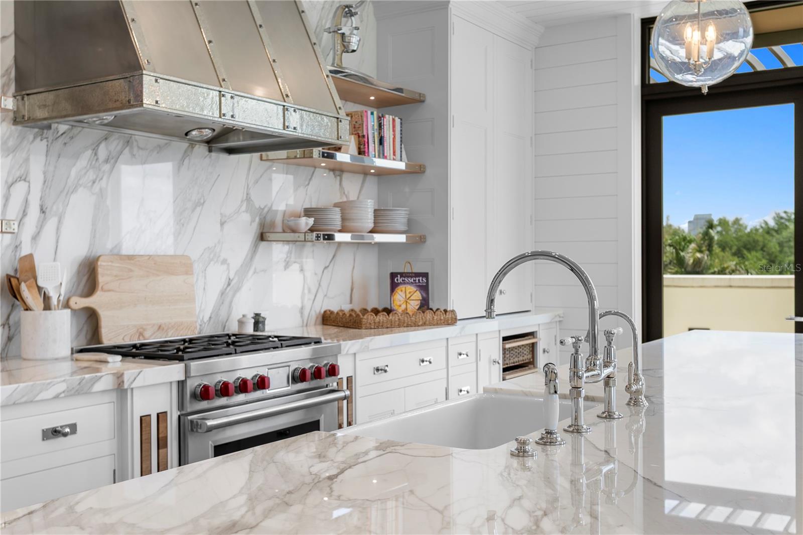 HYDE PARK HOUSE CONDO - Residential