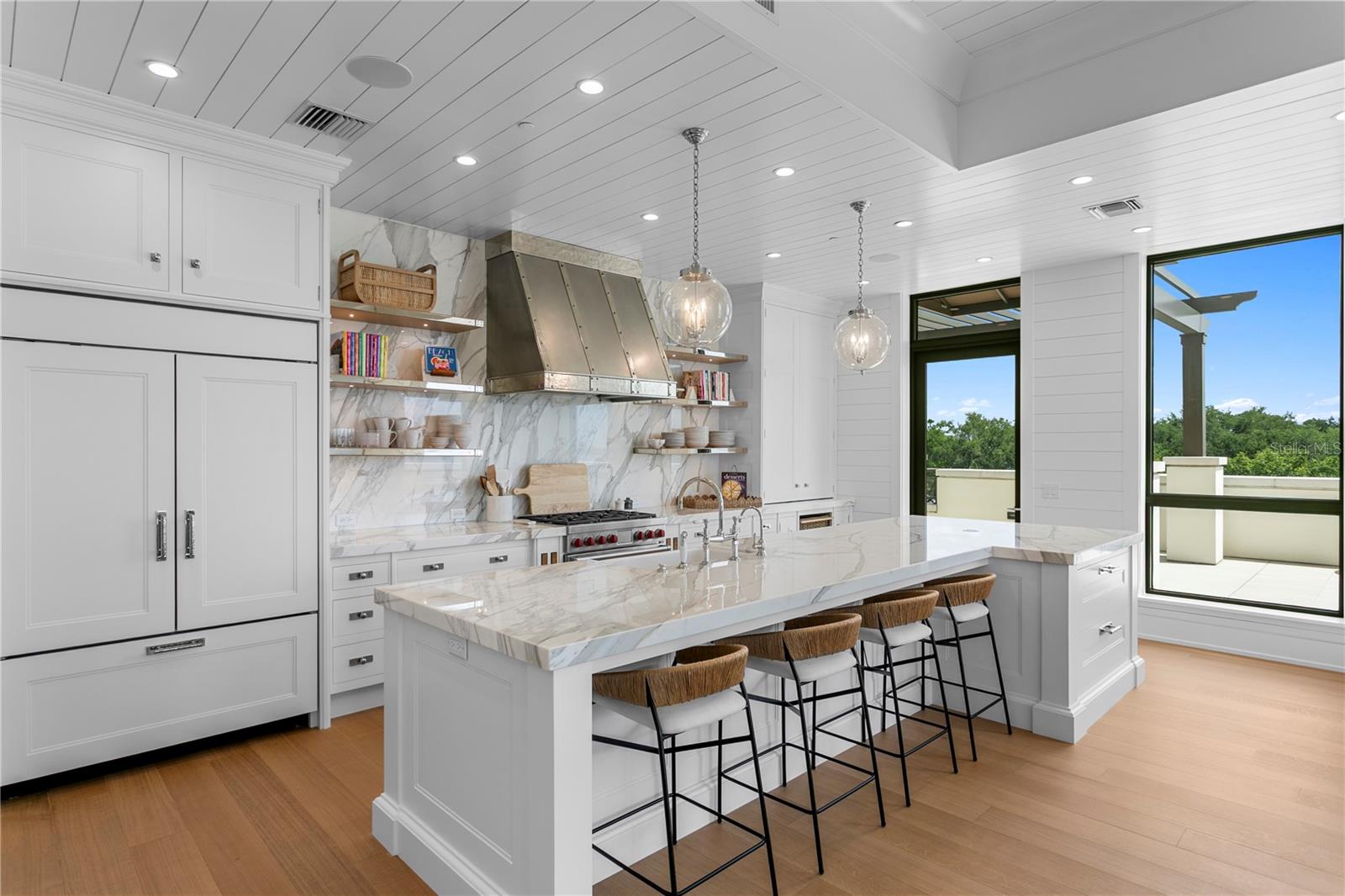 HYDE PARK HOUSE CONDO - Residential