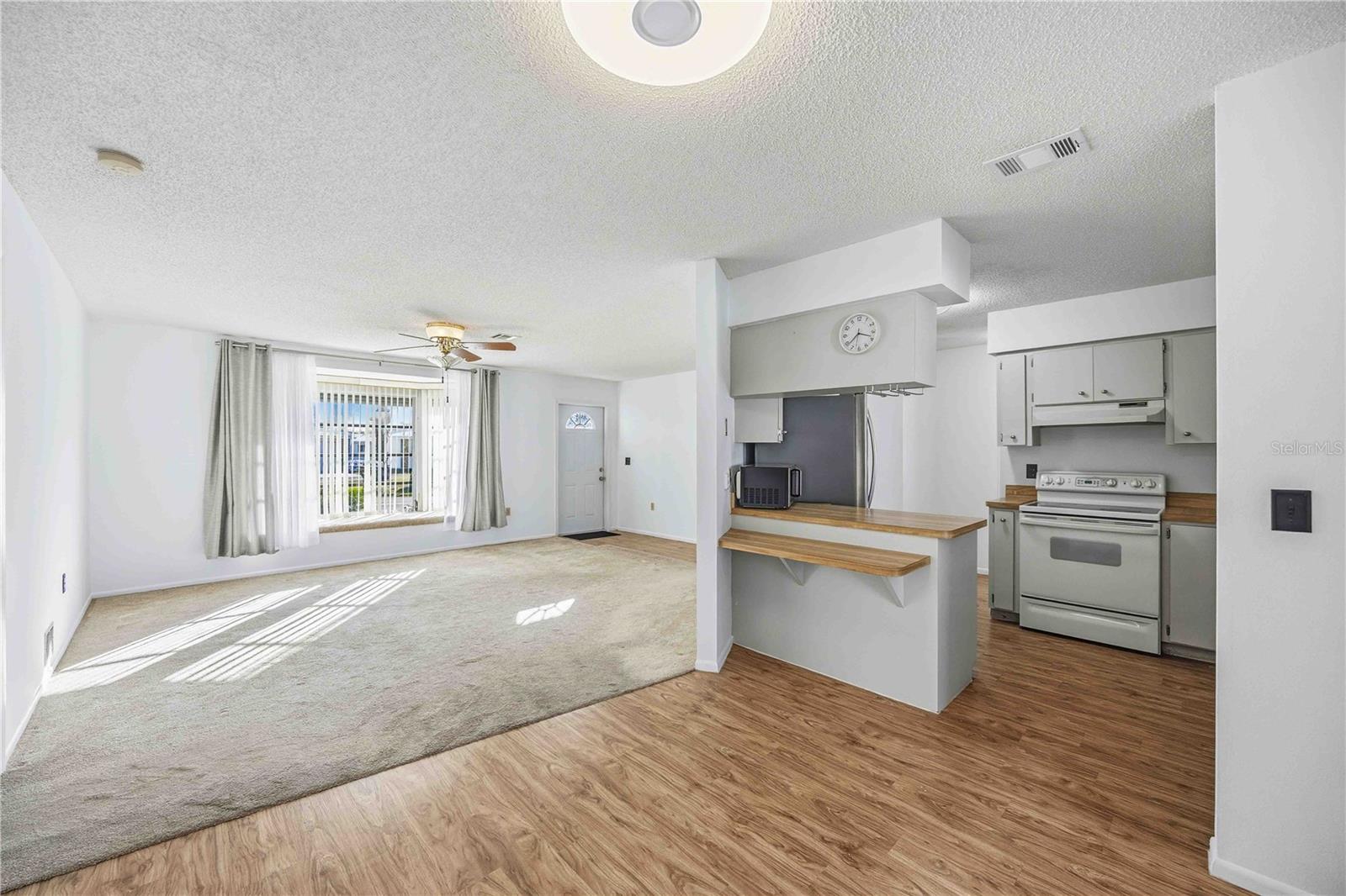 CIRCLE WOODS OF VENICE 1 - Residential