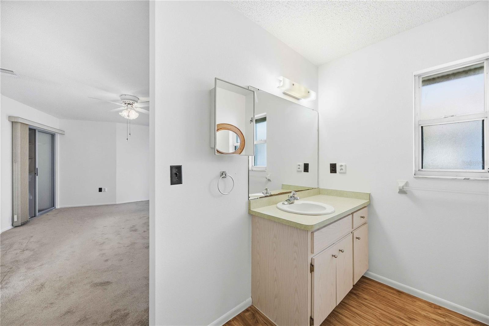 CIRCLE WOODS OF VENICE 1 - Residential