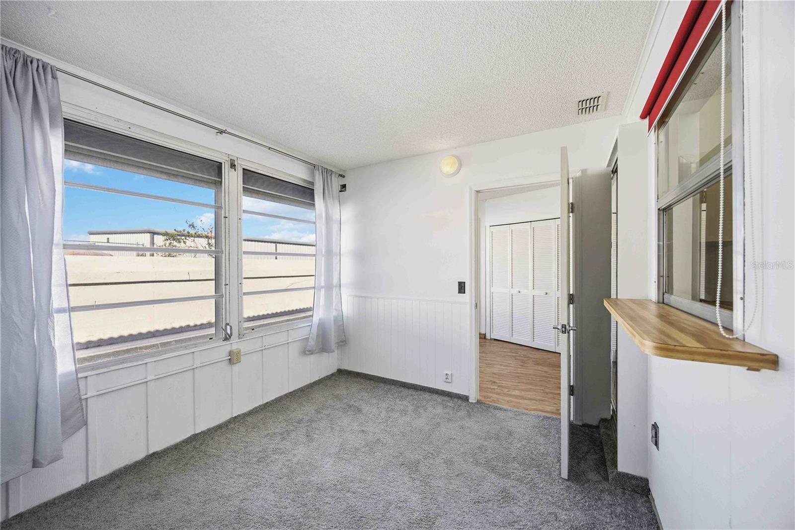 CIRCLE WOODS OF VENICE 1 - Residential