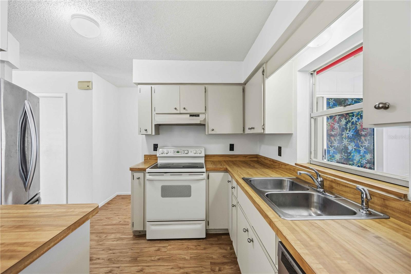 CIRCLE WOODS OF VENICE 1 - Residential