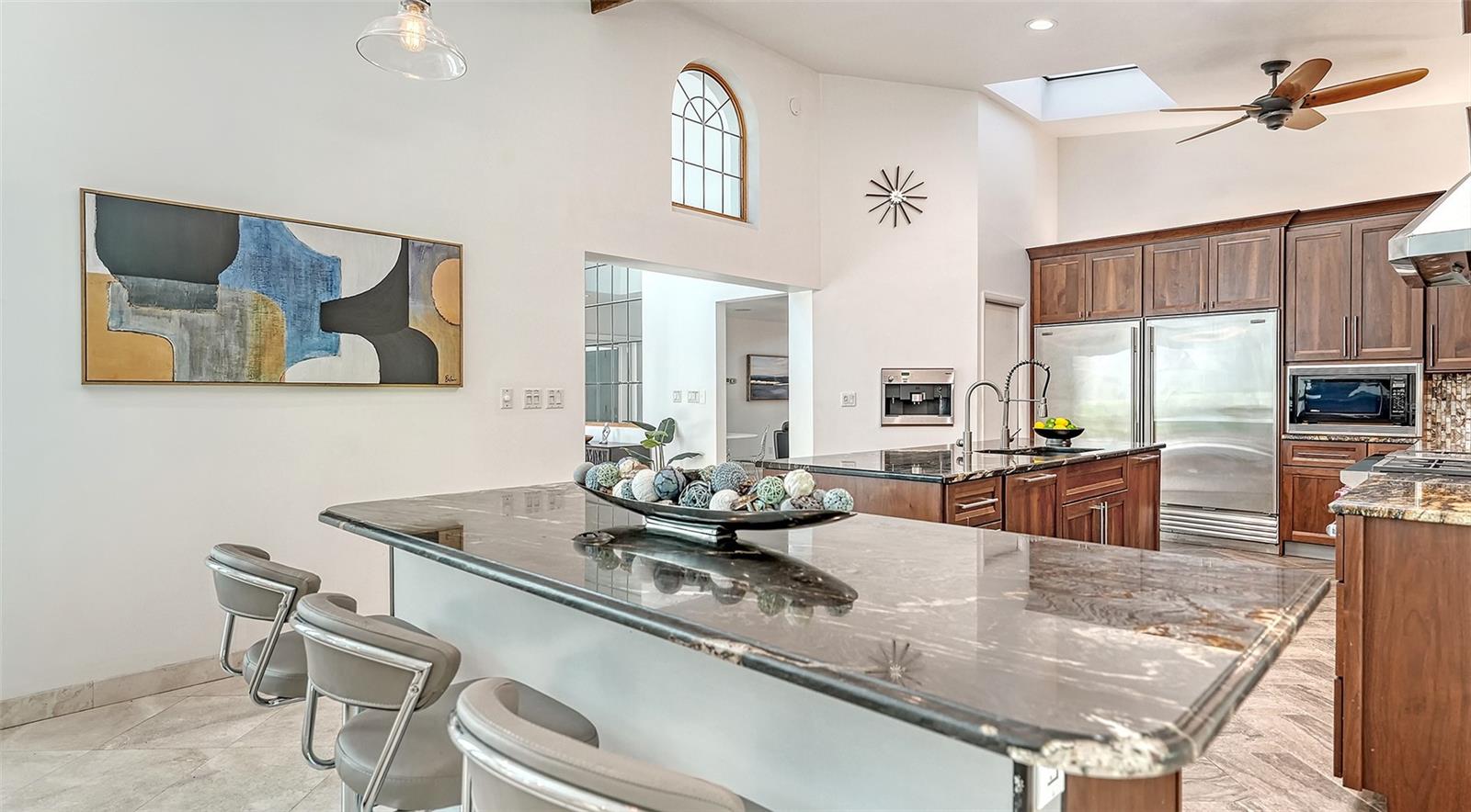 SANDERLING CLUB - Residential