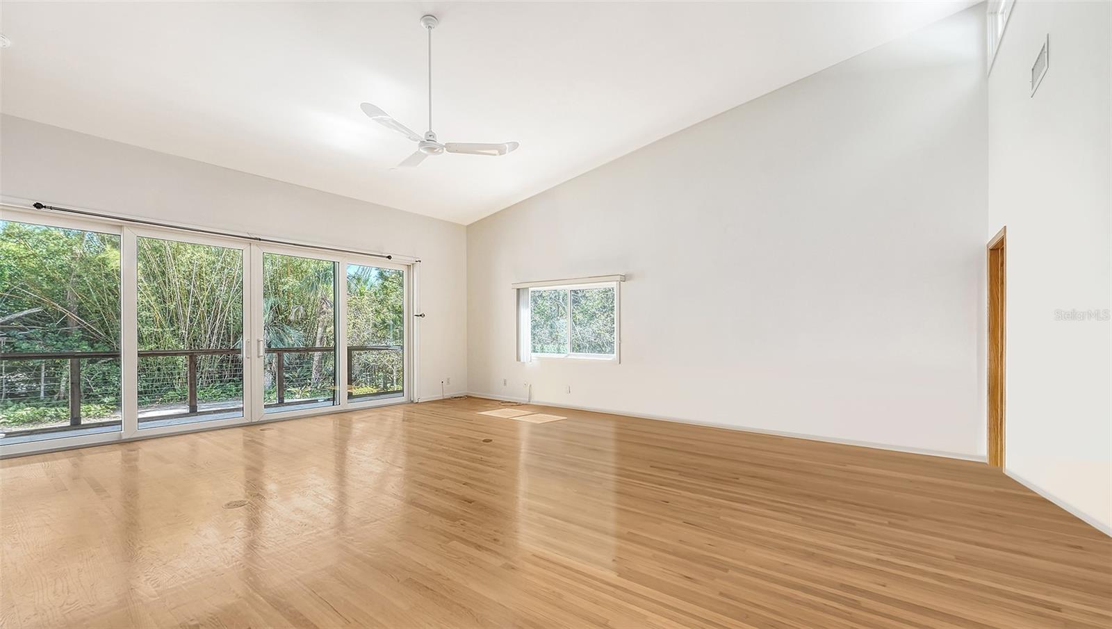 SANDERLING CLUB - Residential