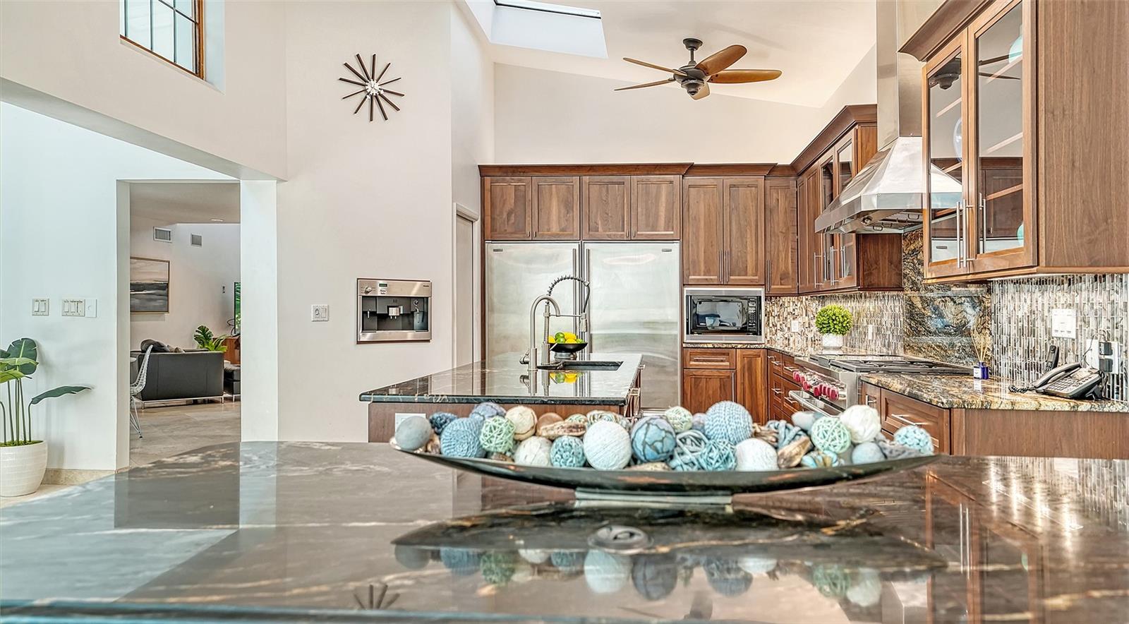 SANDERLING CLUB - Residential