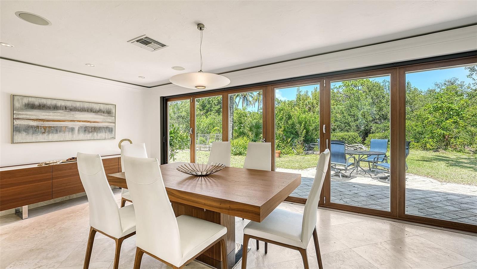 SANDERLING CLUB - Residential