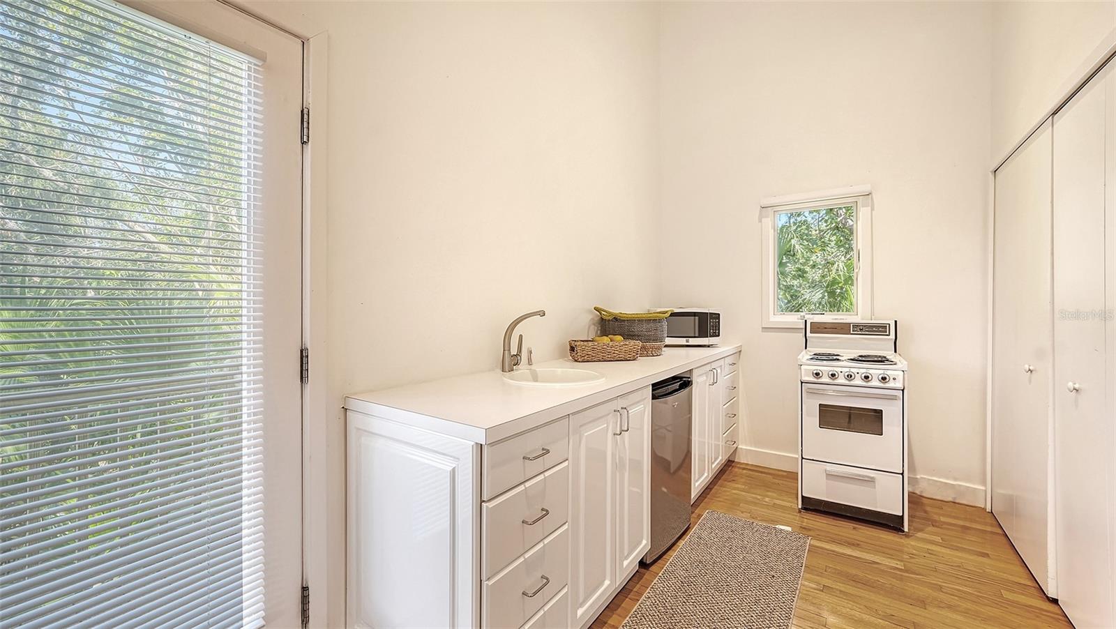 SANDERLING CLUB - Residential