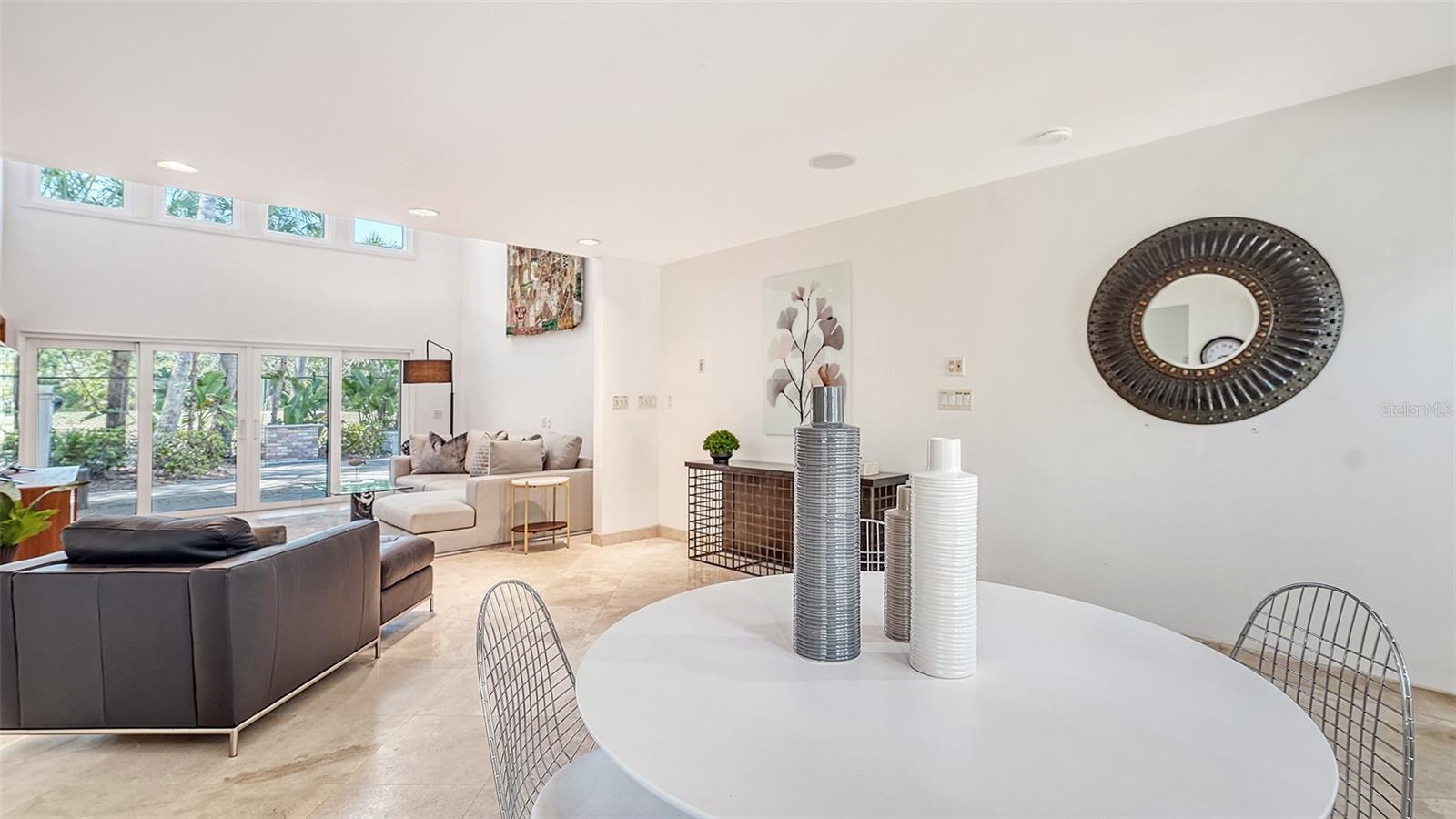 SANDERLING CLUB - Residential