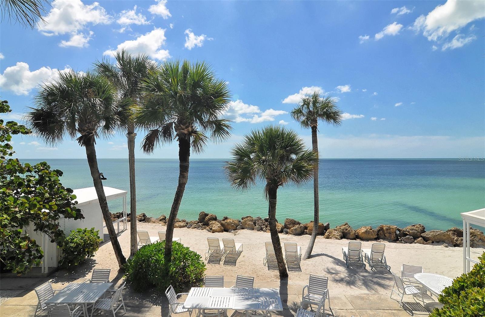 SANDERLING CLUB - Residential