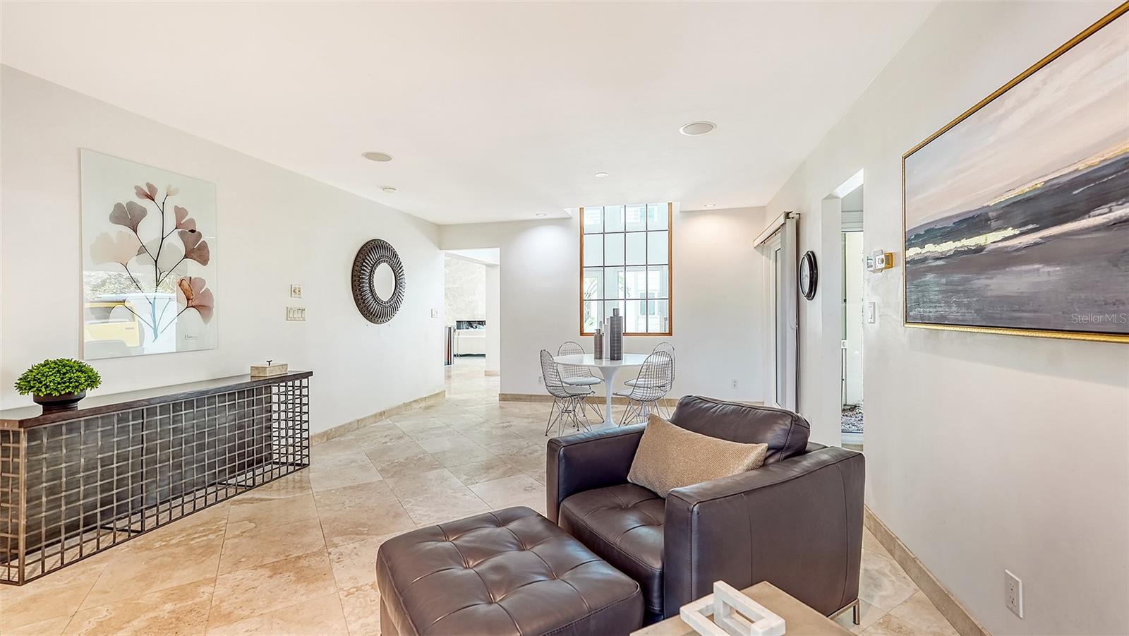 SANDERLING CLUB - Residential